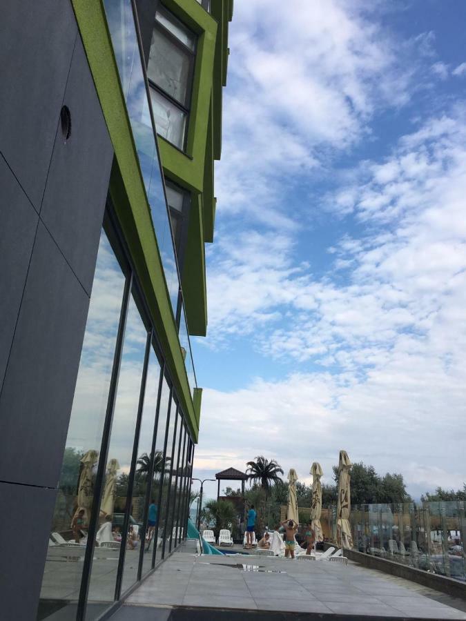 Umi Apartment Alezzi Resort Năvodari 외부 사진